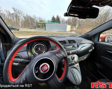 Фиат 500, объемом двигателя 85 л и пробегом 96 тыс. км за 7499 $, фото 10 на Automoto.ua