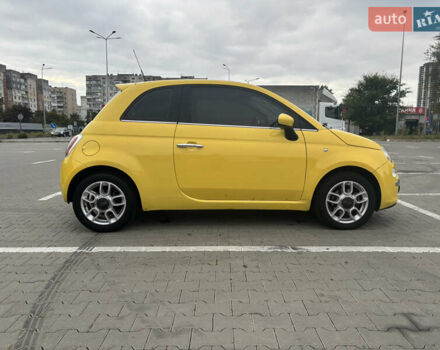 Желтый Фиат 500, объемом двигателя 1.37 л и пробегом 103 тыс. км за 5400 $, фото 7 на Automoto.ua