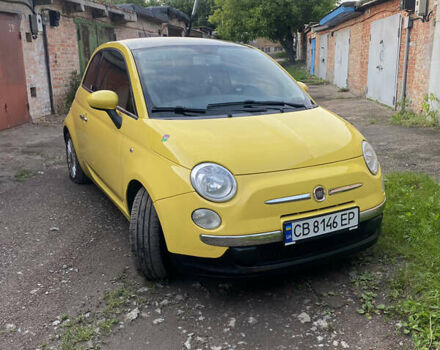 Желтый Фиат 500, объемом двигателя 1.24 л и пробегом 117 тыс. км за 6000 $, фото 2 на Automoto.ua