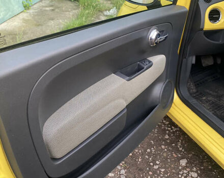 Желтый Фиат 500, объемом двигателя 1.24 л и пробегом 117 тыс. км за 6000 $, фото 7 на Automoto.ua