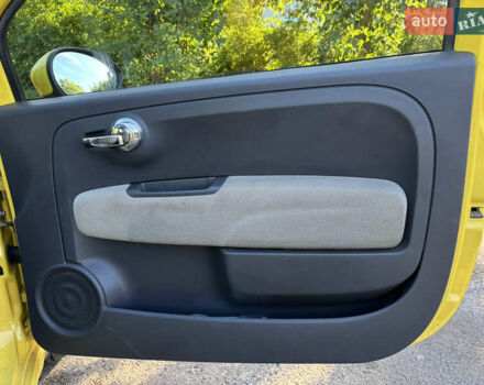 Желтый Фиат 500, объемом двигателя 1.24 л и пробегом 130 тыс. км за 6000 $, фото 4 на Automoto.ua