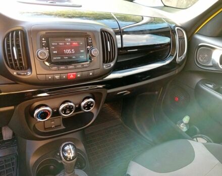 Желтый Фиат 500, объемом двигателя 1.4 л и пробегом 166 тыс. км за 9999 $, фото 5 на Automoto.ua