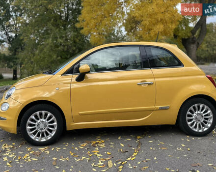 Желтый Фиат 500, объемом двигателя 1.24 л и пробегом 80 тыс. км за 10999 $, фото 1 на Automoto.ua