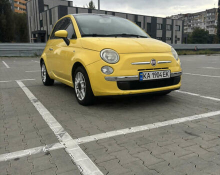 Желтый Фиат 500, объемом двигателя 1.37 л и пробегом 103 тыс. км за 5400 $, фото 1 на Automoto.ua
