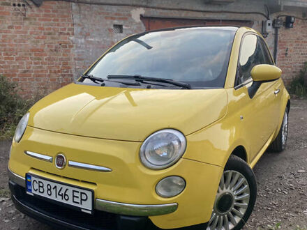 Желтый Фиат 500, объемом двигателя 1.24 л и пробегом 117 тыс. км за 6000 $, фото 1 на Automoto.ua