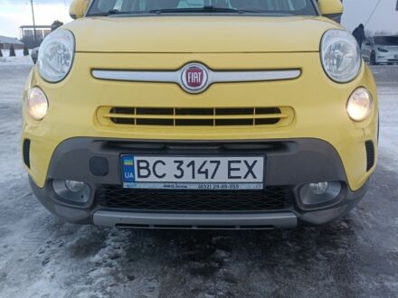 Желтый Фиат 500, объемом двигателя 1.2 л и пробегом 88 тыс. км за 13500 $, фото 1 на Automoto.ua