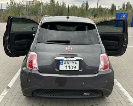Серый Фиат 500, объемом двигателя 0 л и пробегом 22 тыс. км за 8500 $, фото 43 на Automoto.ua