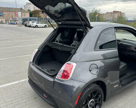Серый Фиат 500, объемом двигателя 0 л и пробегом 22 тыс. км за 8500 $, фото 7 на Automoto.ua
