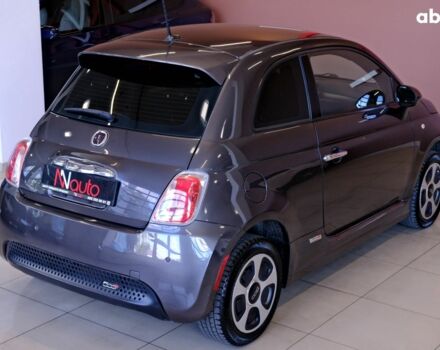 Серый Фиат 500, объемом двигателя 0 л и пробегом 82 тыс. км за 5900 $, фото 4 на Automoto.ua