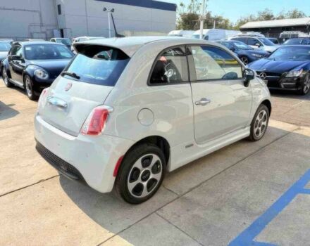 Серый Фиат 500, объемом двигателя 0 л и пробегом 62 тыс. км за 7800 $, фото 4 на Automoto.ua