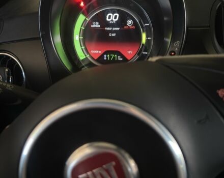 Серый Фиат 500, объемом двигателя 0 л и пробегом 109 тыс. км за 8250 $, фото 15 на Automoto.ua