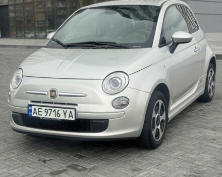 Серый Фиат 500, объемом двигателя 0 л и пробегом 120 тыс. км за 5499 $, фото 1 на Automoto.ua