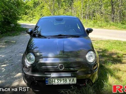 Фиат 500 2015 в Одессе на Automoto.ua Серый Фиат 500, объемом двигателя 0 л и пробегом 83 тыс. км за 6500 $, фото 1 на Automoto.ua