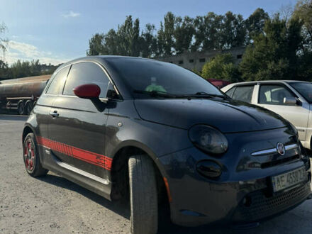 Серый Фиат 500, объемом двигателя 0 л и пробегом 65 тыс. км за 7700 $, фото 1 на Automoto.ua