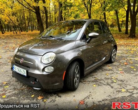 Серый Фиат 500, объемом двигателя 83 л и пробегом 106 тыс. км за 7300 $, фото 1 на Automoto.ua