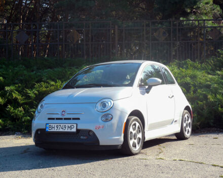 Серый Фиат 500, объемом двигателя 0 л и пробегом 47 тыс. км за 12500 $, фото 1 на Automoto.ua