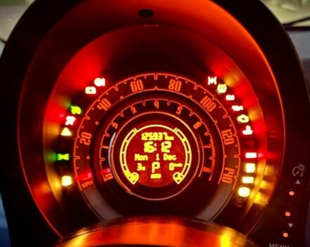 Синій Фіат 500, об'ємом двигуна 1.4 л та пробігом 125 тис. км за 6900 $, фото 10 на Automoto.ua