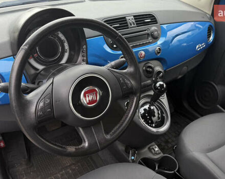 Синий Фиат 500, объемом двигателя 1.37 л и пробегом 125 тыс. км за 8500 $, фото 6 на Automoto.ua