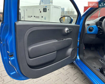 Синій Фіат 500, об'ємом двигуна 1.37 л та пробігом 212 тис. км за 6700 $, фото 10 на Automoto.ua