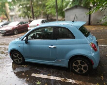 Синий Фиат 500, объемом двигателя 0 л и пробегом 132 тыс. км за 6800 $, фото 1 на Automoto.ua
