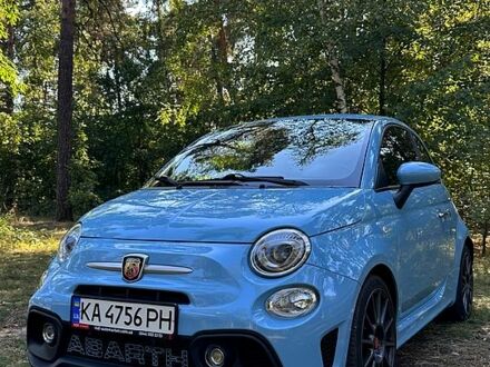 Фиат 500 2017 в Киеве на Automoto.ua Синий Фиат 500, объемом двигателя 1.4 л и пробегом 57 тыс. км за 14500 $, фото 1 на Automoto.ua