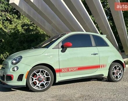 Зеленый Фиат 500, объемом двигателя 1.37 л и пробегом 115 тыс. км за 8700 $, фото 2 на Automoto.ua