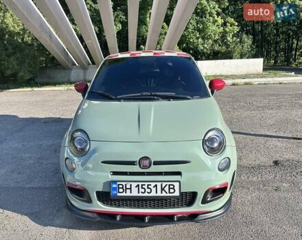 Зеленый Фиат 500, объемом двигателя 1.37 л и пробегом 115 тыс. км за 8700 $, фото 4 на Automoto.ua