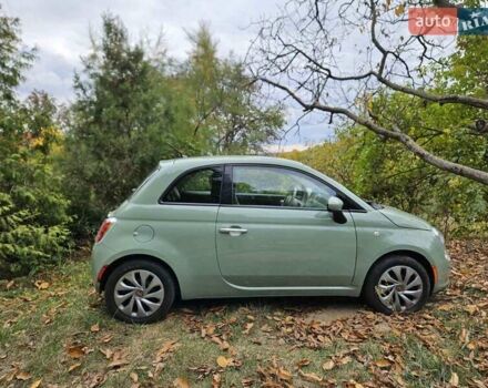 Зеленый Фиат 500, объемом двигателя 1.37 л и пробегом 79 тыс. км за 8200 $, фото 1 на Automoto.ua
