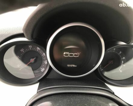 Фиат 500 X 2015 в Львове на Automoto.ua Белый Фиат 500 X, объемом двигателя 2.4 л и пробегом 151 тыс. км за 10590 $, фото 16 на Automoto.ua