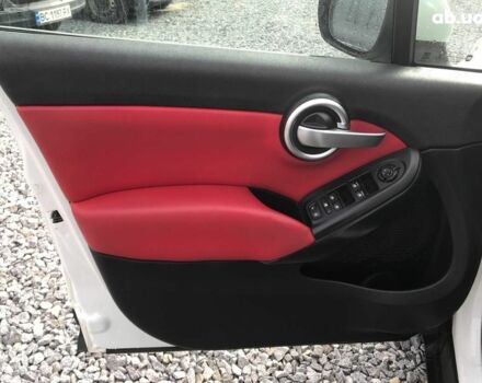 Фиат 500 X 2015 в Львове на Automoto.ua Белый Фиат 500 X, объемом двигателя 2.4 л и пробегом 151 тыс. км за 10590 $, фото 17 на Automoto.ua