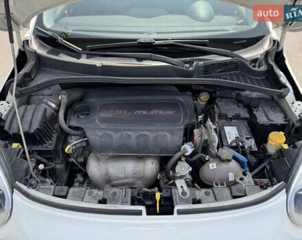 Білий Фіат 500 X, об'ємом двигуна 2.36 л та пробігом 132 тис. км за 12200 $, фото 38 на Automoto.ua