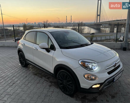 Белый Фиат 500 X, объемом двигателя 2.4 л и пробегом 129 тыс. км за 11750 $, фото 37 на Automoto.ua