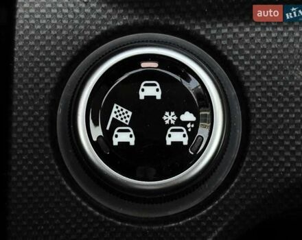 Білий Фіат 500 X, об'ємом двигуна 2.36 л та пробігом 132 тис. км за 12200 $, фото 35 на Automoto.ua