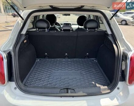 Білий Фіат 500 X, об'ємом двигуна 2.36 л та пробігом 132 тис. км за 12200 $, фото 10 на Automoto.ua