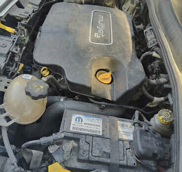 Білий Фіат 500X, об'ємом двигуна 2 л та пробігом 139 тис. км за 13500 $, фото 31 на Automoto.ua