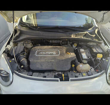 Білий Фіат 500X, об'ємом двигуна 2 л та пробігом 139 тис. км за 13500 $, фото 30 на Automoto.ua