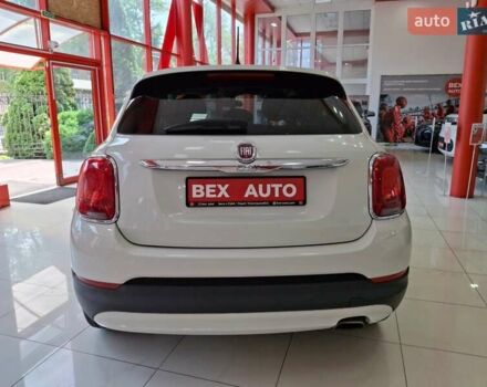 Белый Фиат 500 X, объемом двигателя 2.4 л и пробегом 146 тыс. км за 11000 $, фото 3 на Automoto.ua