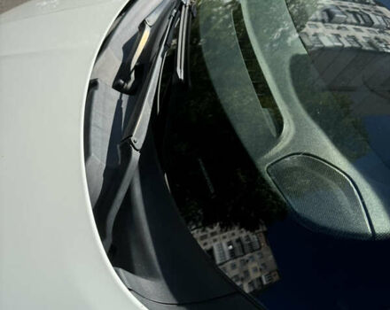 Білий Фіат 500X, об'ємом двигуна 2 л та пробігом 139 тис. км за 13500 $, фото 8 на Automoto.ua