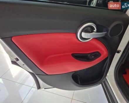 Белый Фиат 500 X, объемом двигателя 2.4 л и пробегом 146 тыс. км за 11000 $, фото 35 на Automoto.ua