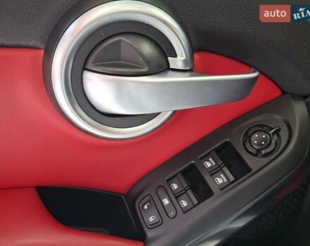 Белый Фиат 500 X, объемом двигателя 2.4 л и пробегом 146 тыс. км за 11000 $, фото 38 на Automoto.ua