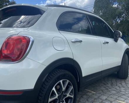 Белый Фиат 500X, объемом двигателя 2.4 л и пробегом 98 тыс. км за 12600 $, фото 3 на Automoto.ua