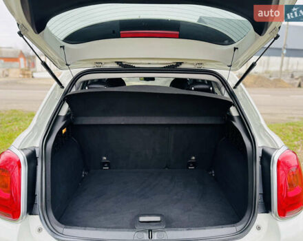 Білий Фіат 500X, об'ємом двигуна 1.4 л та пробігом 58 тис. км за 13500 $, фото 13 на Automoto.ua