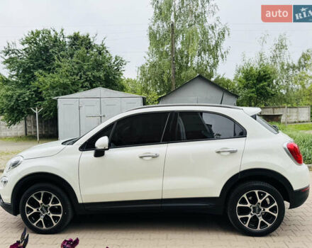 Белый Фиат 500 X, объемом двигателя 1.4 л и пробегом 58 тыс. км за 12800 $, фото 3 на Automoto.ua