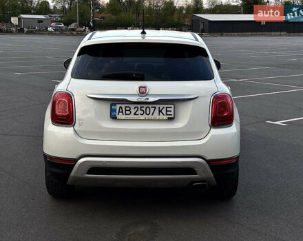 Белый Фиат 500X, объемом двигателя 1.4 л и пробегом 137 тыс. км за 13000 $, фото 4 на Automoto.ua