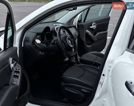 Белый Фиат 500X, объемом двигателя 1.4 л и пробегом 137 тыс. км за 13000 $, фото 46 на Automoto.ua