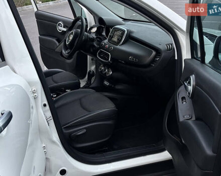 Белый Фиат 500X, объемом двигателя 1.4 л и пробегом 137 тыс. км за 13000 $, фото 47 на Automoto.ua