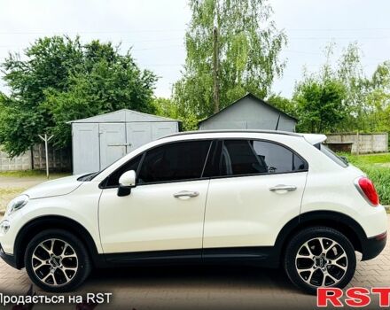 Белый Фиат 500 X, объемом двигателя 1.4 л и пробегом 56 тыс. км за 15300 $, фото 2 на Automoto.ua