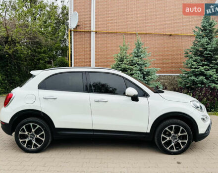 Белый Фиат 500 X, объемом двигателя 1.4 л и пробегом 58 тыс. км за 12800 $, фото 2 на Automoto.ua