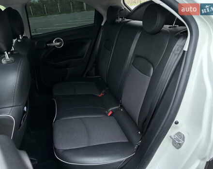 Белый Фиат 500X, объемом двигателя 1.4 л и пробегом 137 тыс. км за 13000 $, фото 40 на Automoto.ua