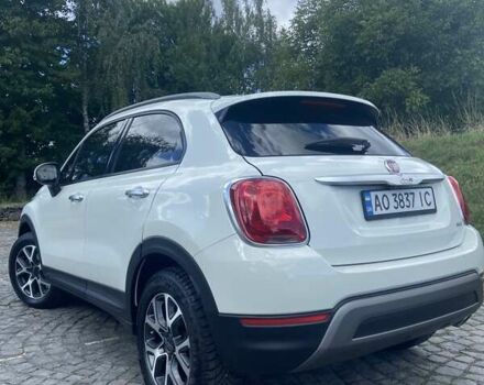 Белый Фиат 500X, объемом двигателя 2.4 л и пробегом 98 тыс. км за 12600 $, фото 2 на Automoto.ua